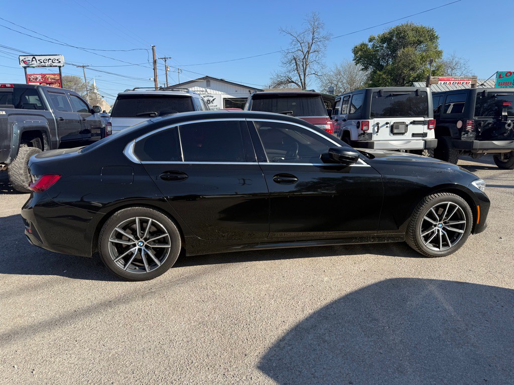 2020 BMW 3 Series Image 9