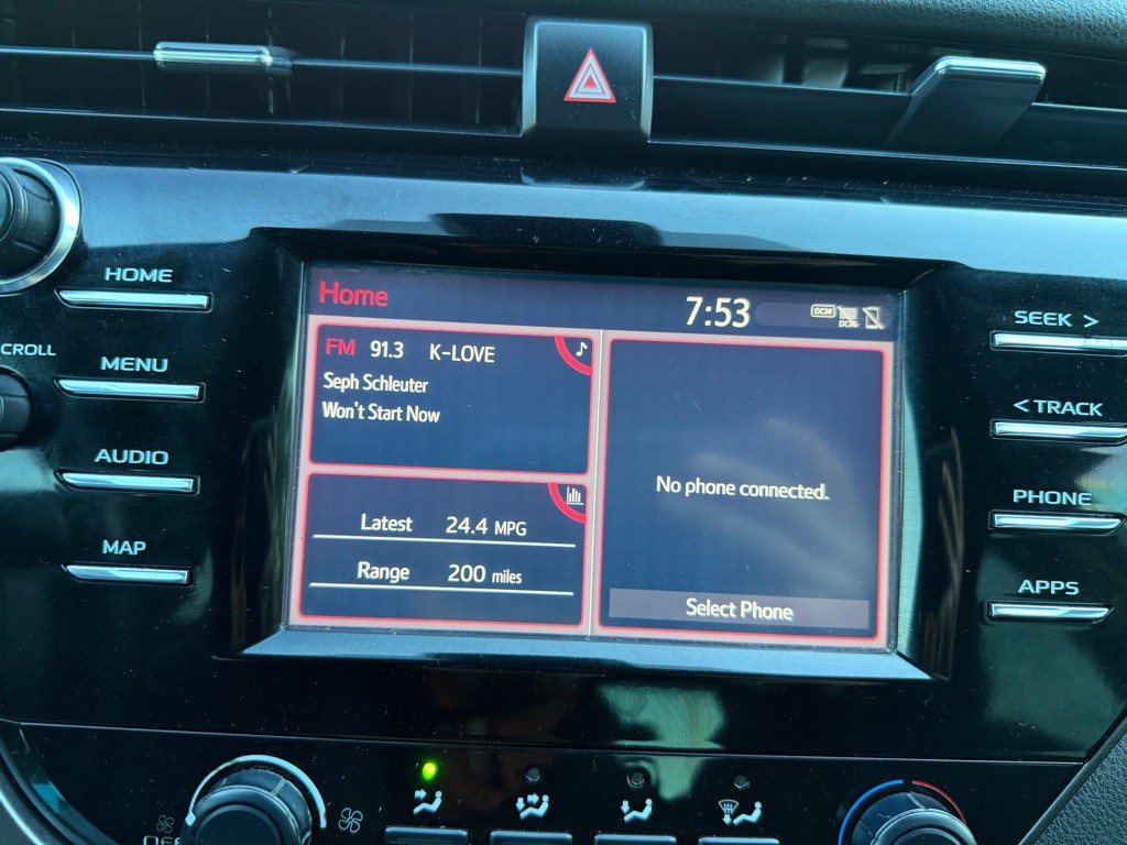 2019 Toyota Camry Image 27