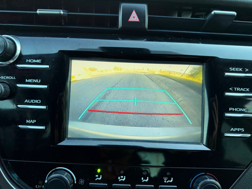 2019 Toyota Camry Image 28