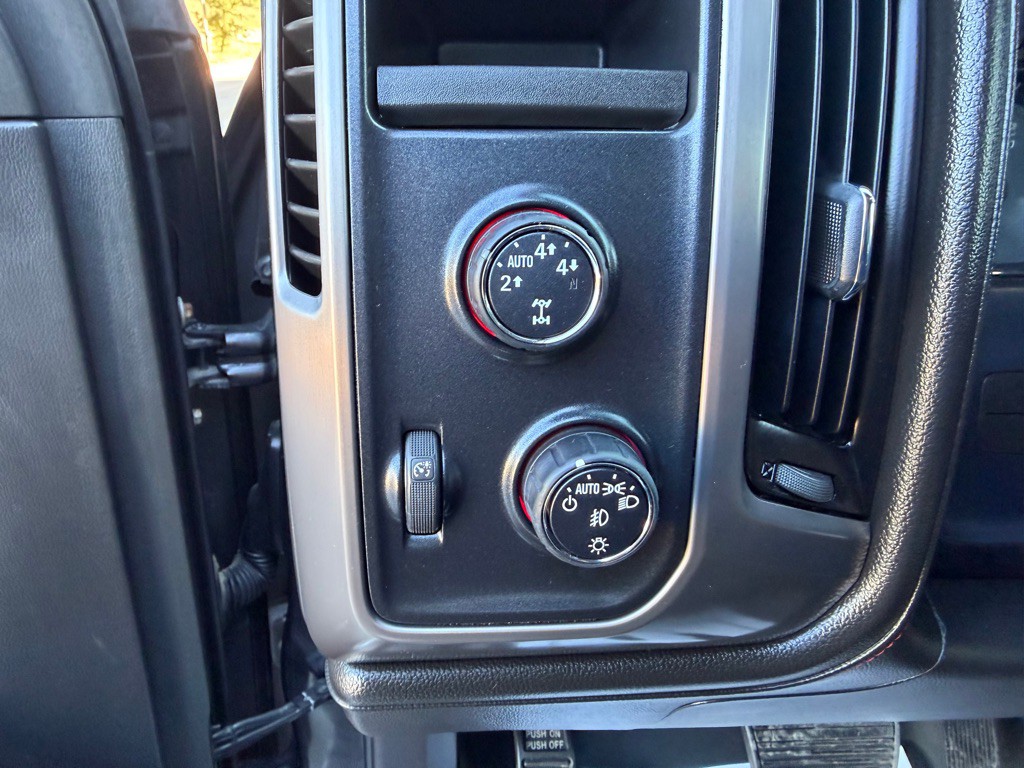 2014 GMC Sierra Image 28