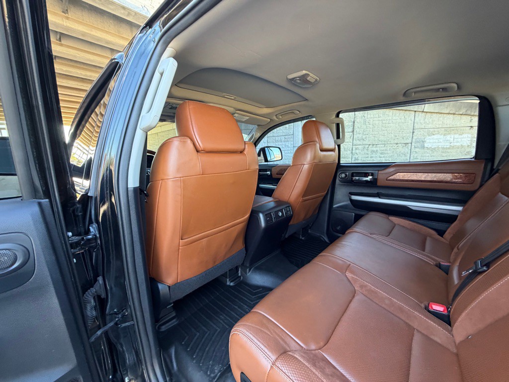 2014 Toyota Tundra Image 19