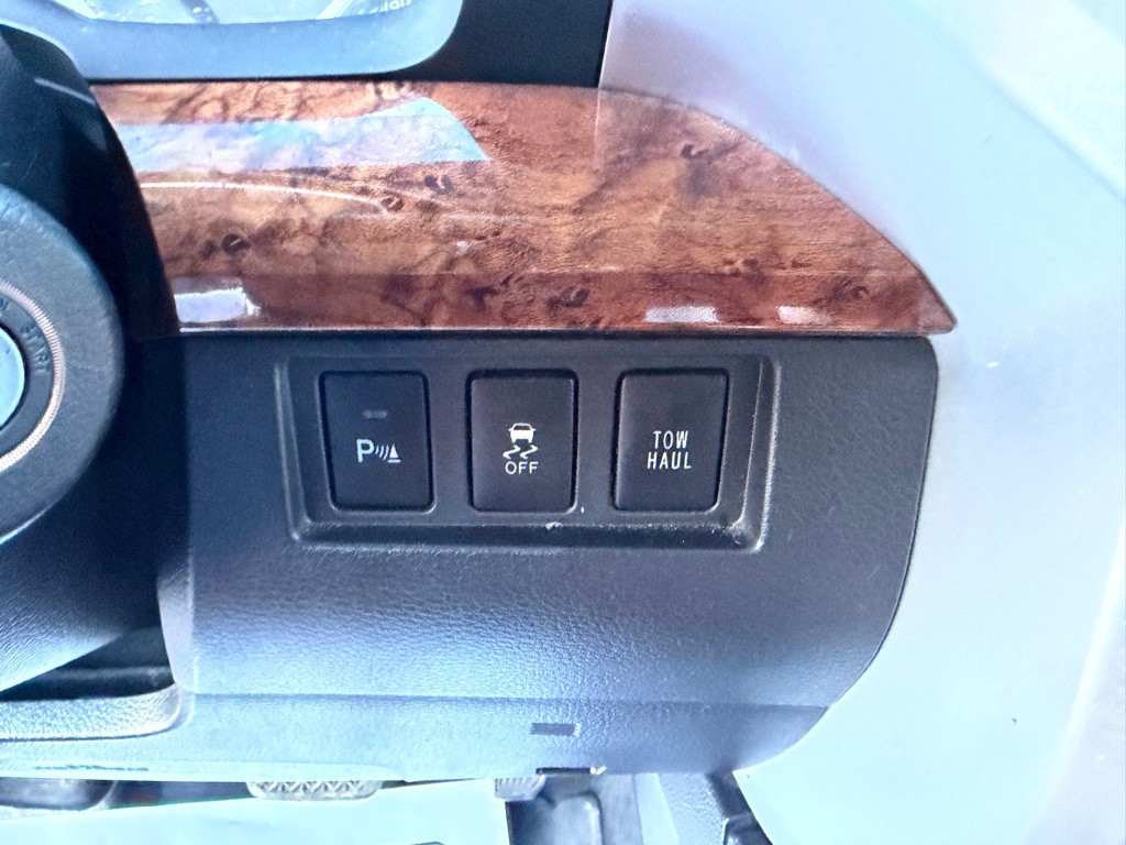 2014 Toyota Tundra Image 33