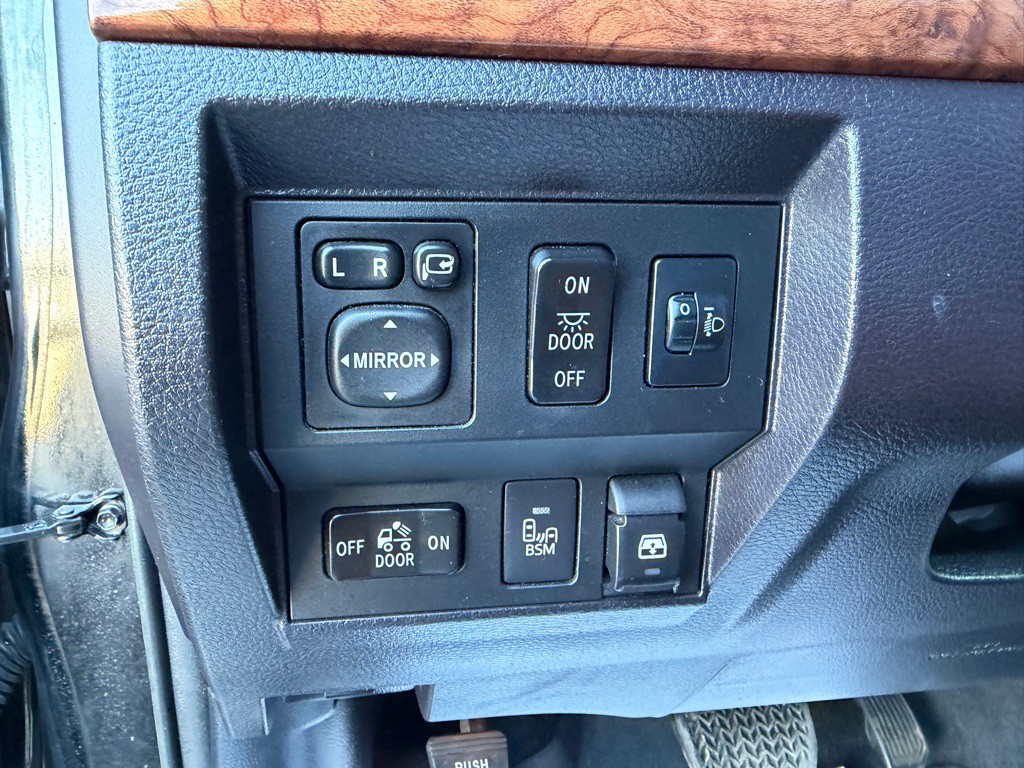 2014 Toyota Tundra Image 30