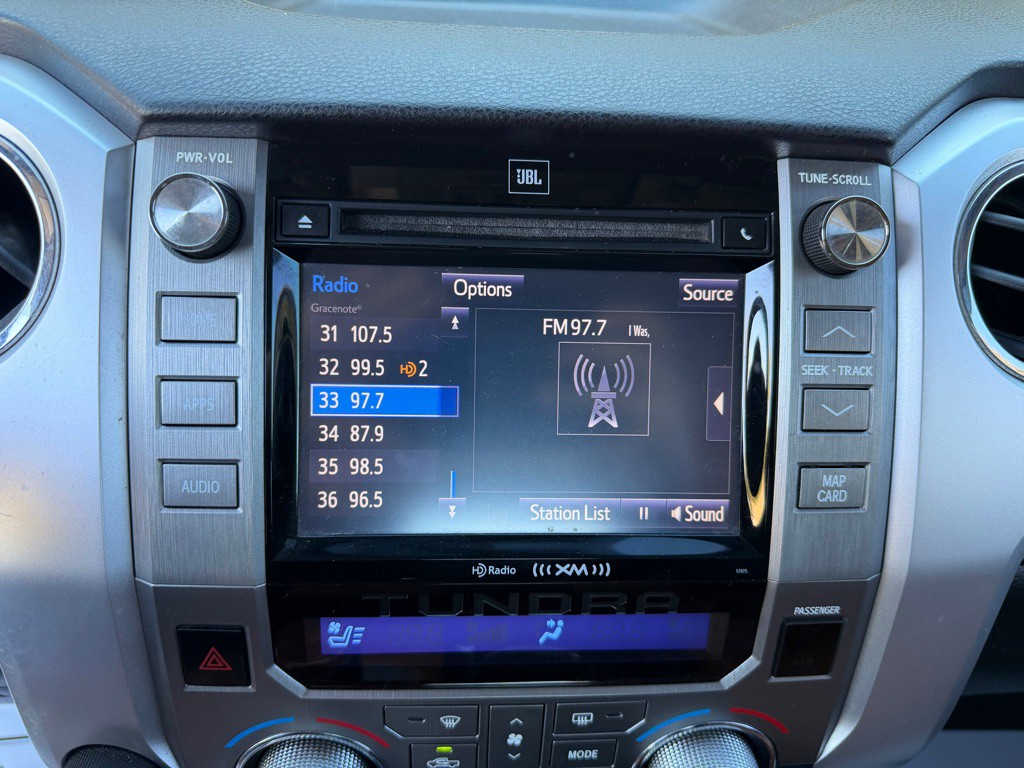 2014 Toyota Tundra Image 35