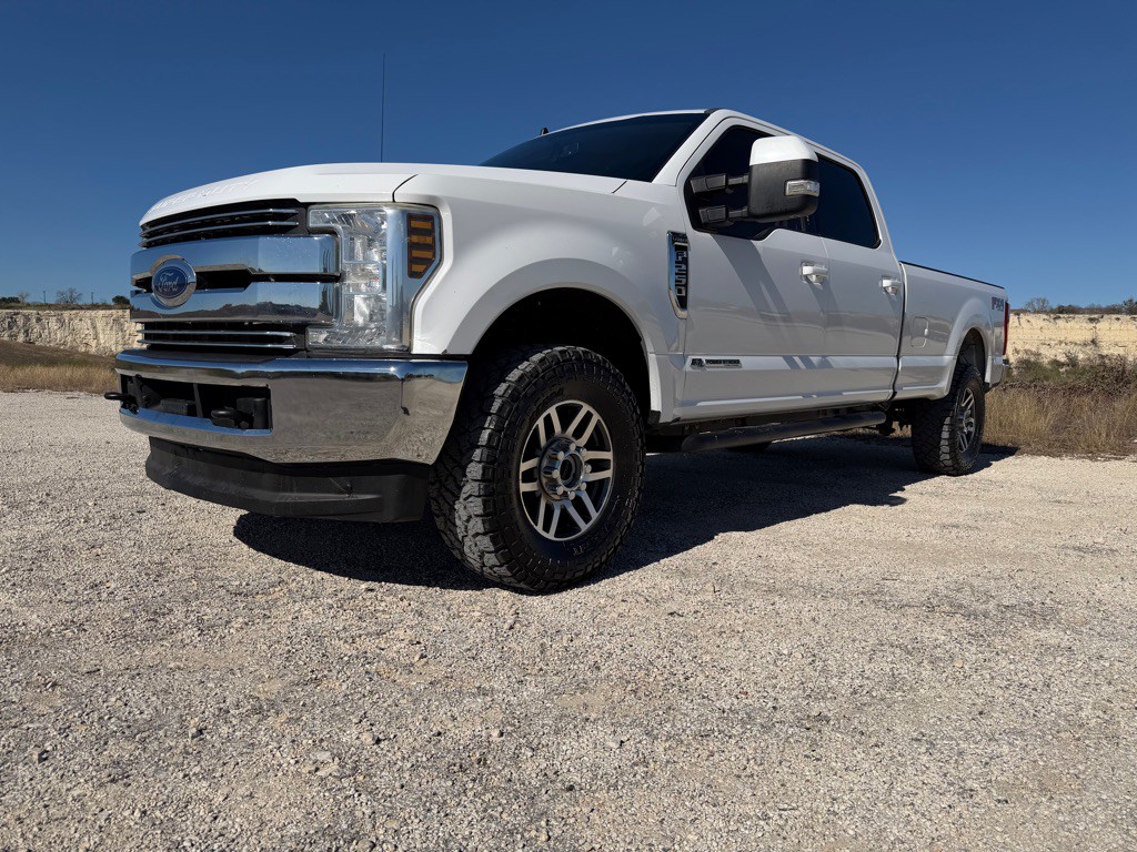 2019 Ford F-250 Image 2