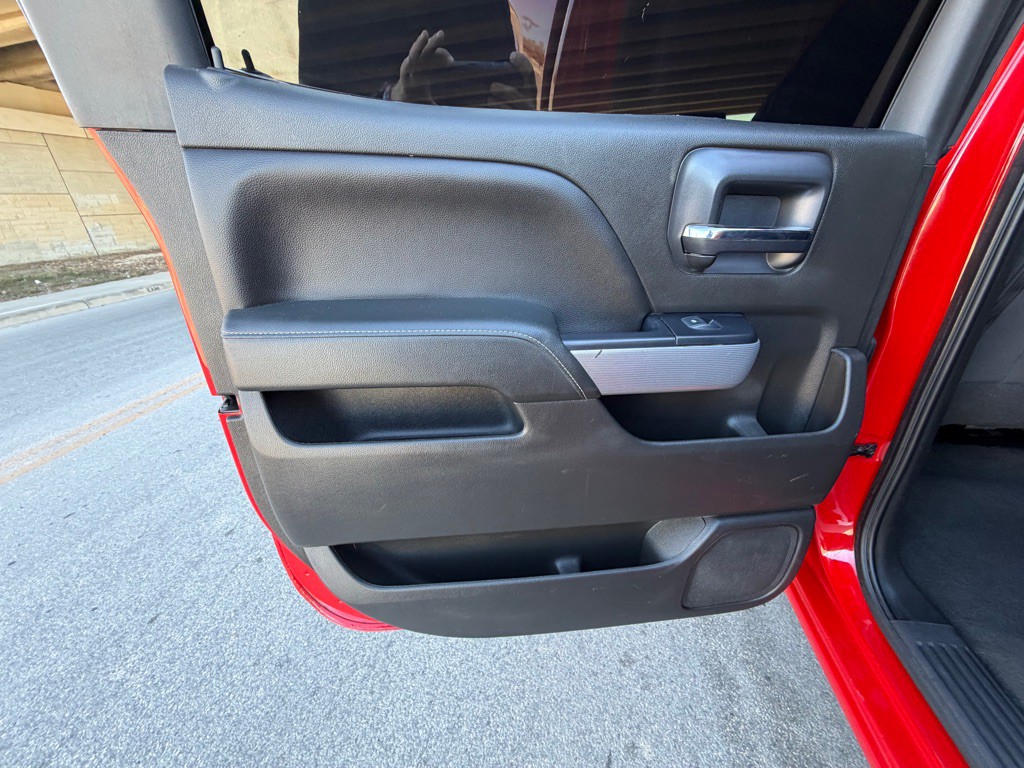 2018 Chevrolet Silverado 1500 Image 18