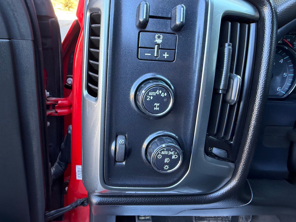 2018 Chevrolet Silverado 1500 Image 26