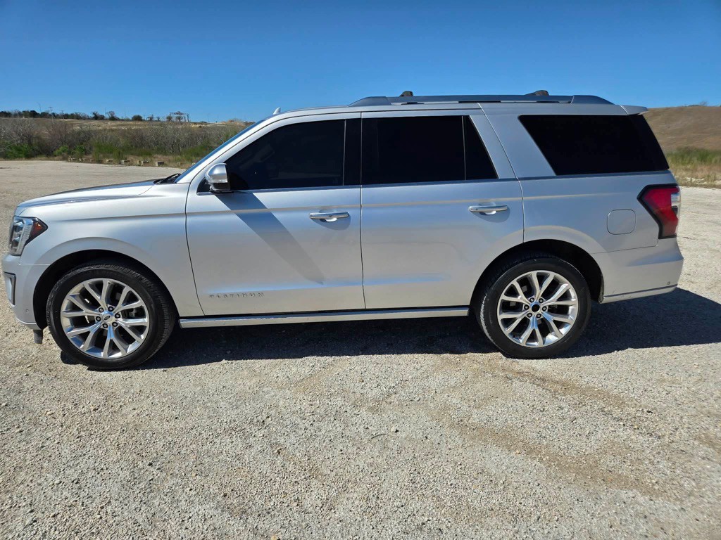 2018 Ford Expedition Image 3