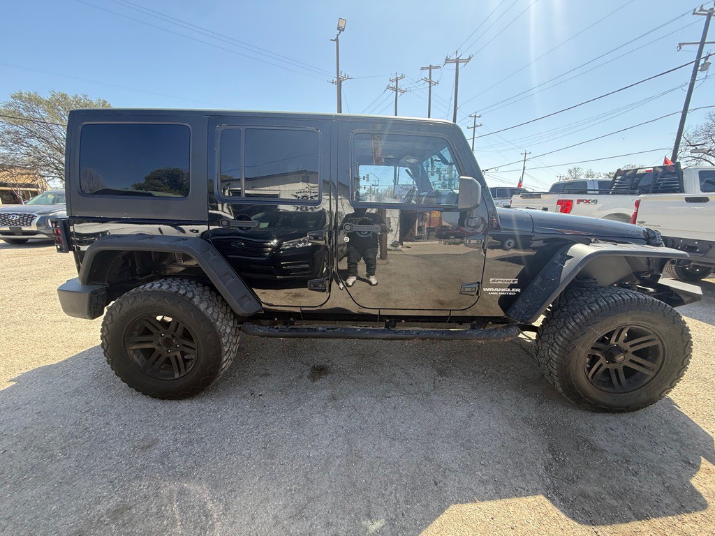 2012 Jeep Wrangler Unlimited Image 7
