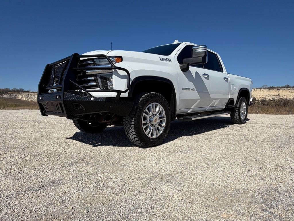 2021 Chevrolet Silverado 1500 Image 2