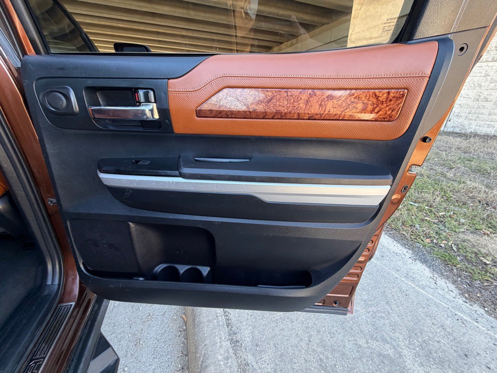 2014 Toyota Tundra Image 16