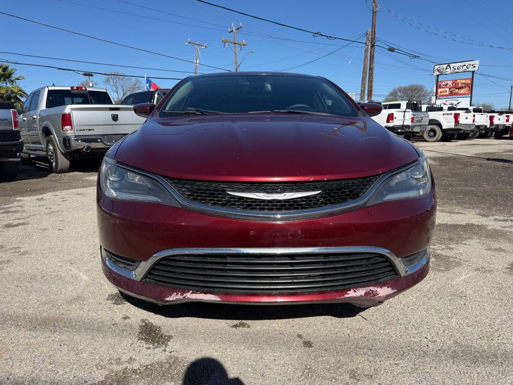2016 Chrysler 200 Image 13