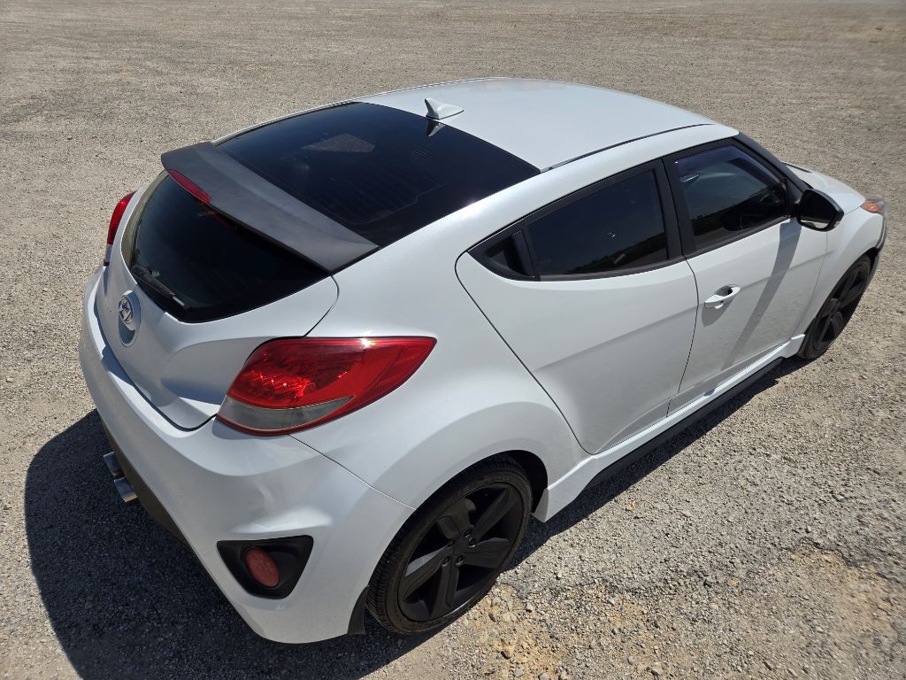 2014 Hyundai Veloster Image 9