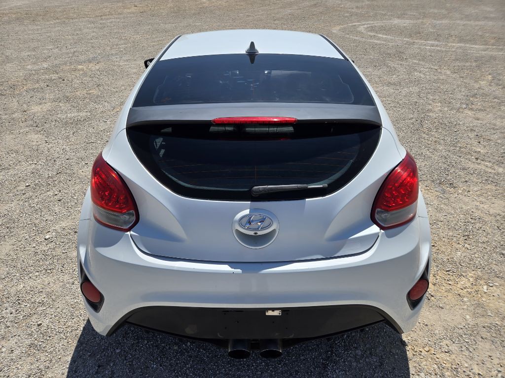 2014 Hyundai Veloster Image 11