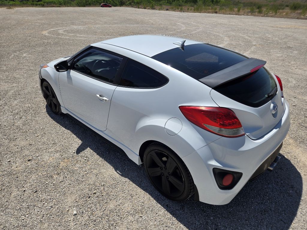2014 Hyundai Veloster Image 13