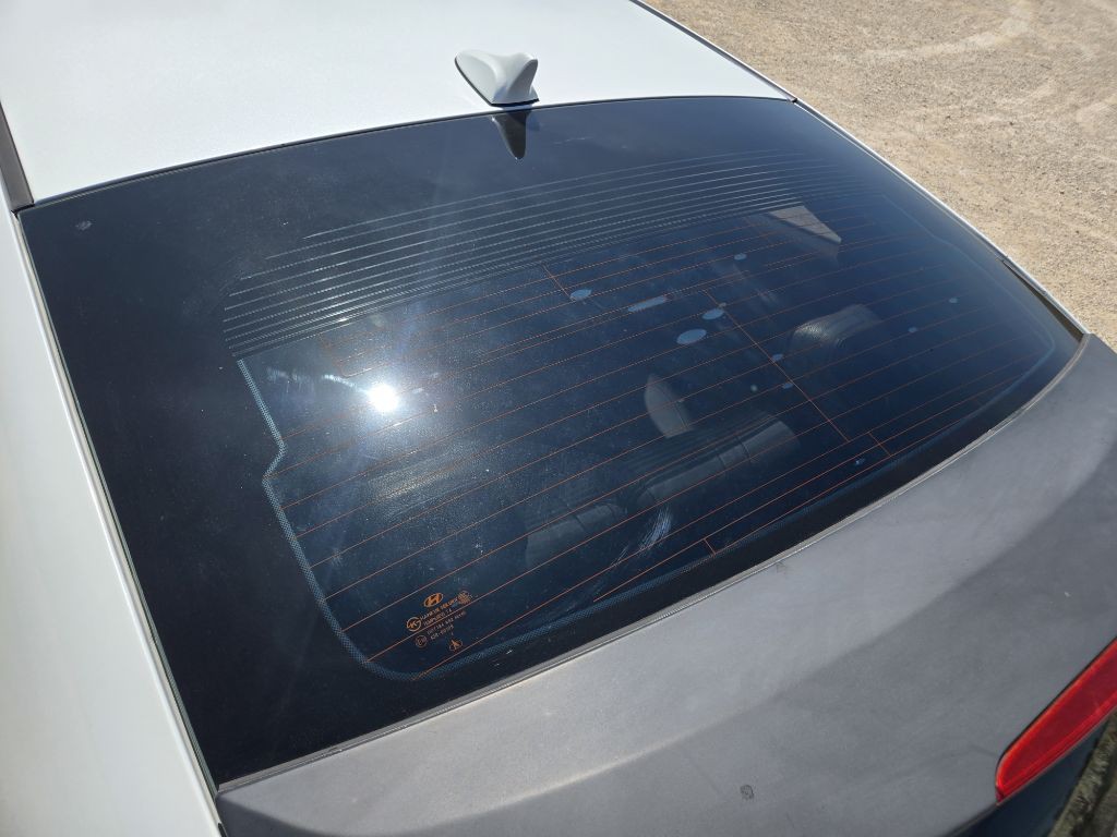 2014 Hyundai Veloster Image 16