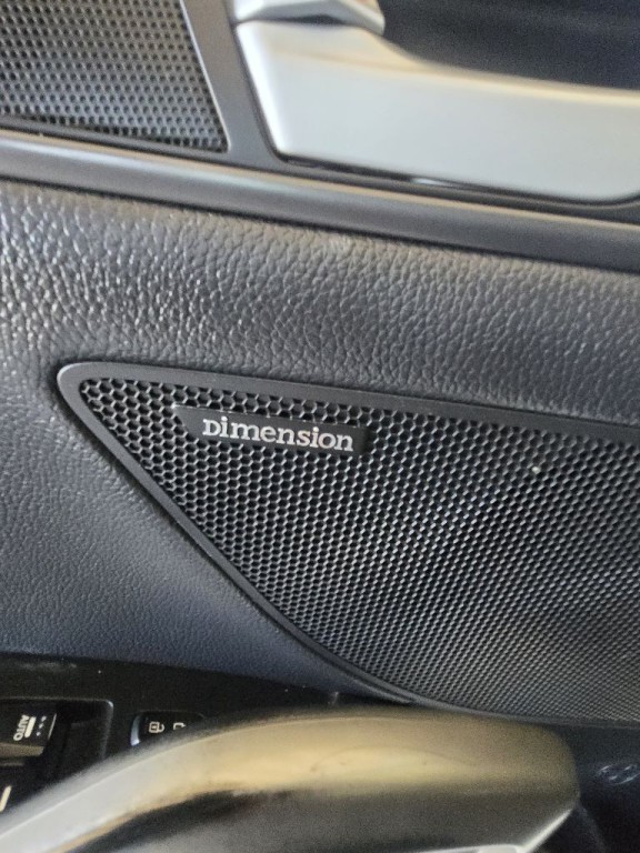 2014 Hyundai Veloster Image 24