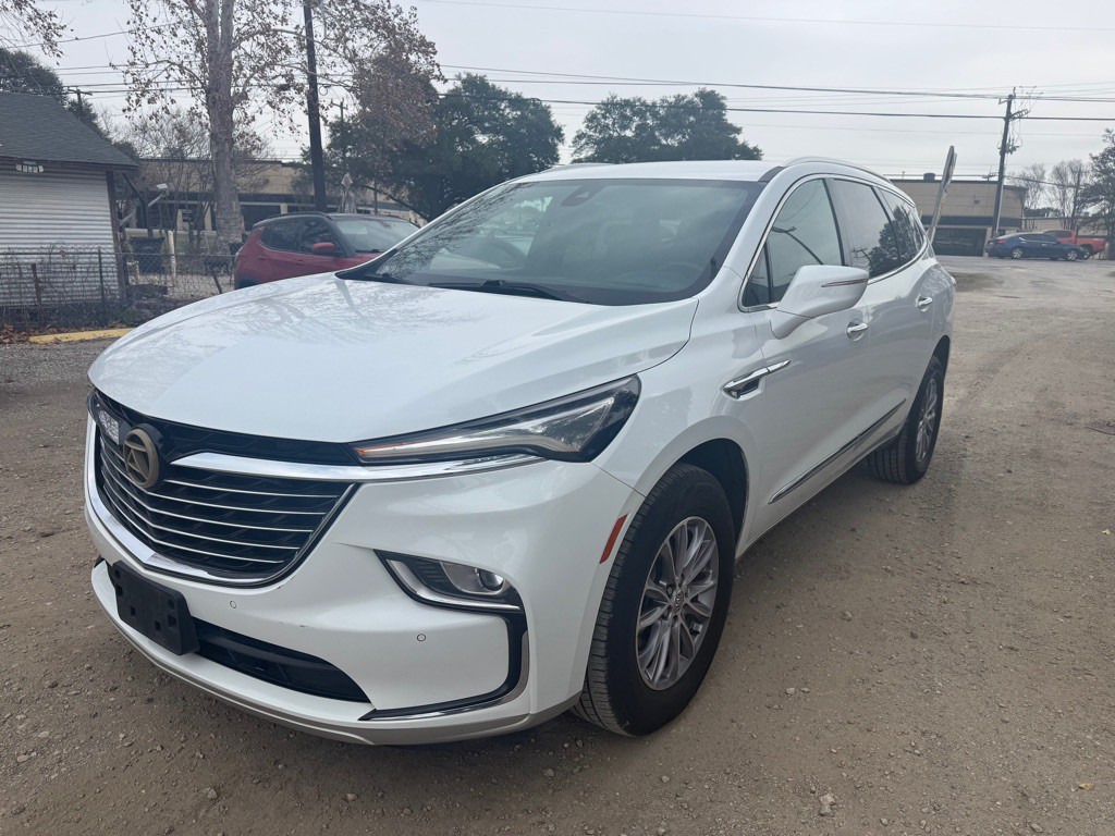 2023 Buick Enclave Image 2