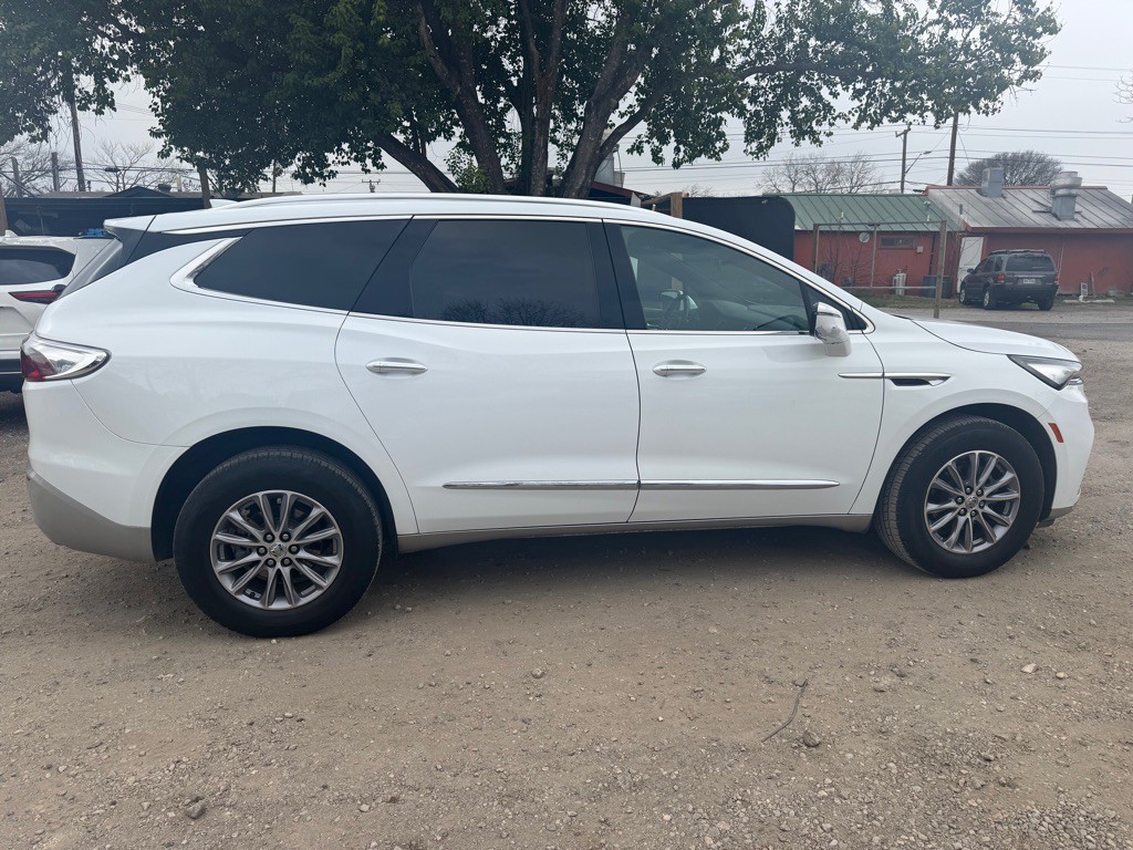 2023 Buick Enclave Image 7