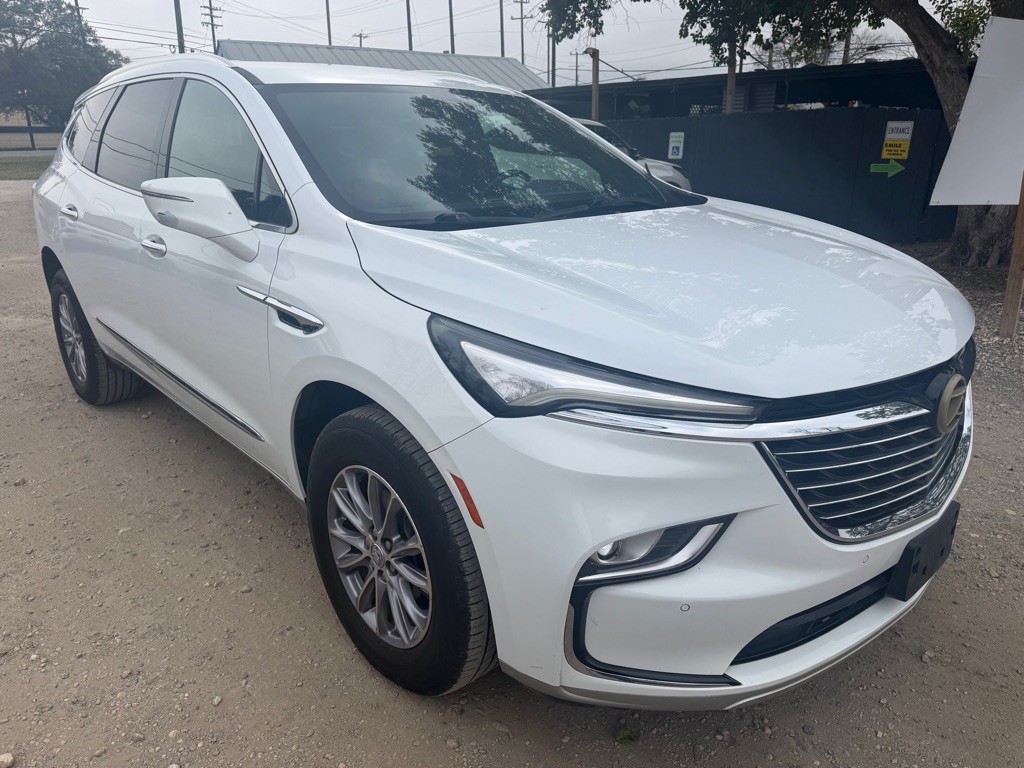 2023 Buick Enclave Image 8