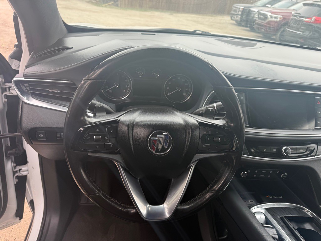 2023 Buick Enclave Image 12