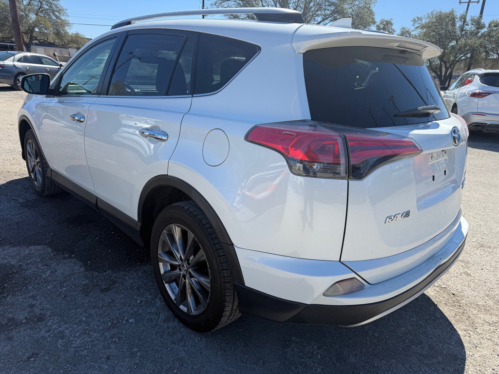 2018 Toyota Rav4 Image 4
