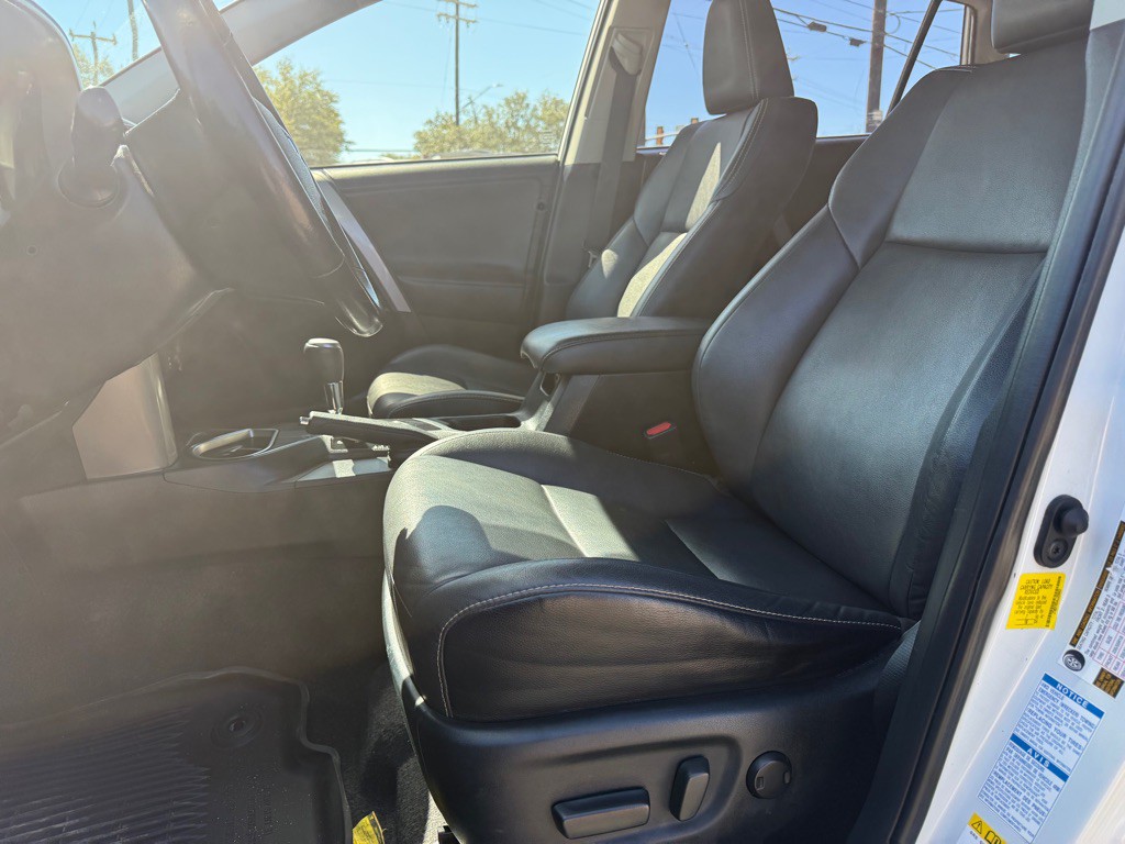 2018 Toyota Rav4 Image 13