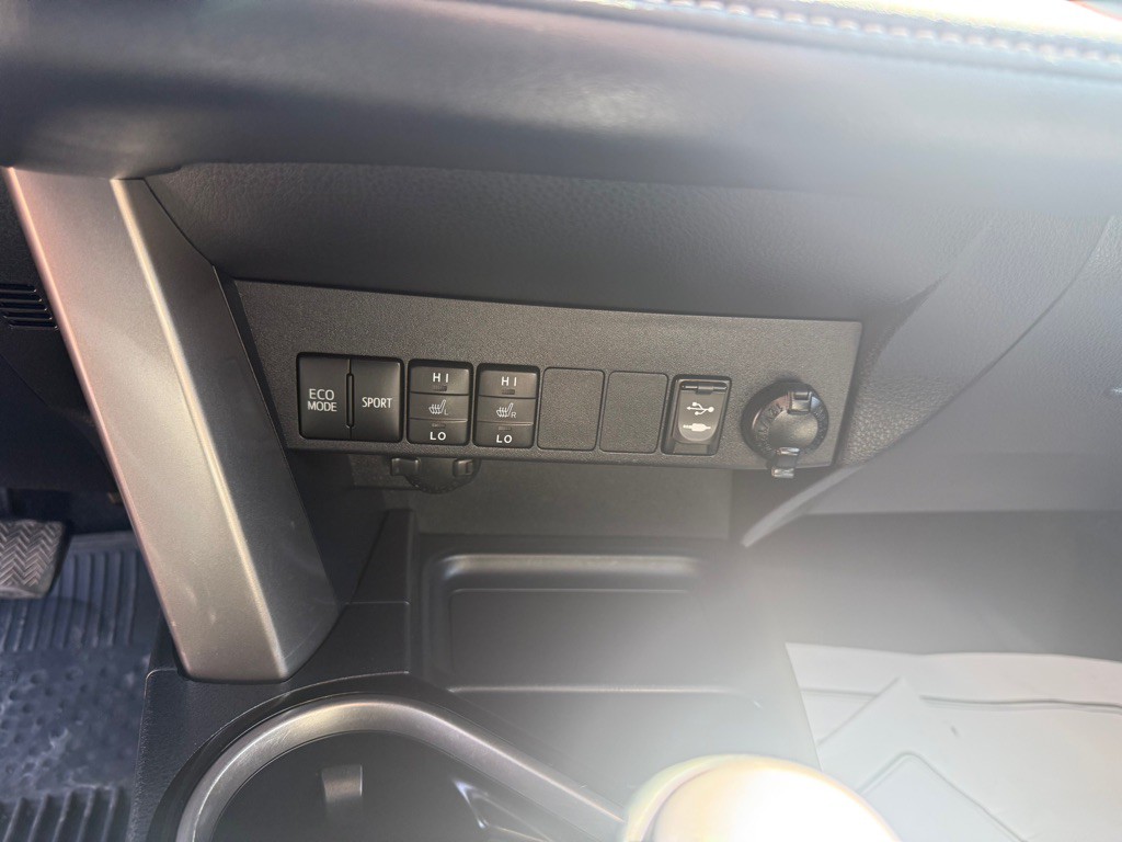 2018 Toyota Rav4 Image 15