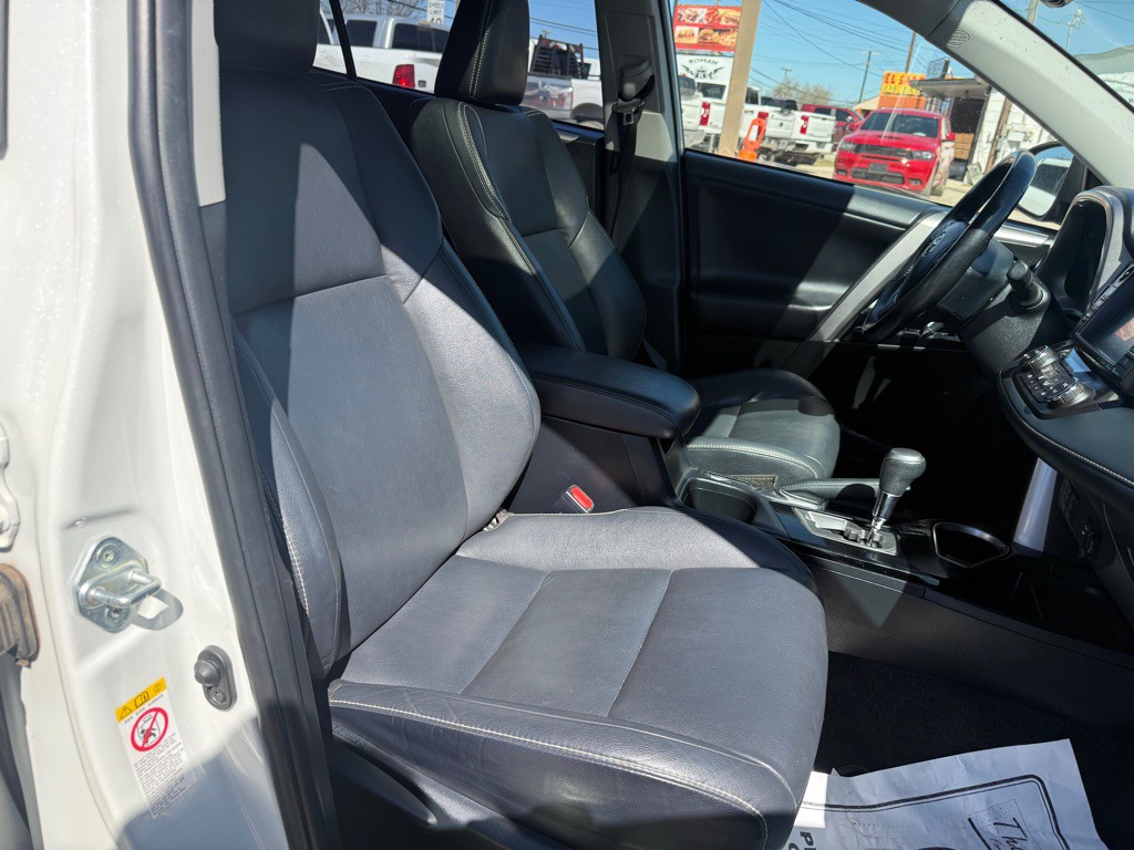 2018 Toyota Rav4 Image 23