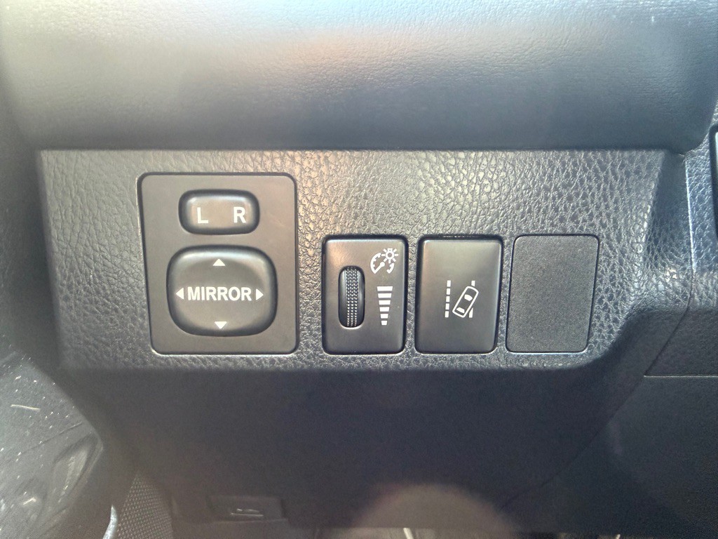 2018 Toyota Rav4 Image 26