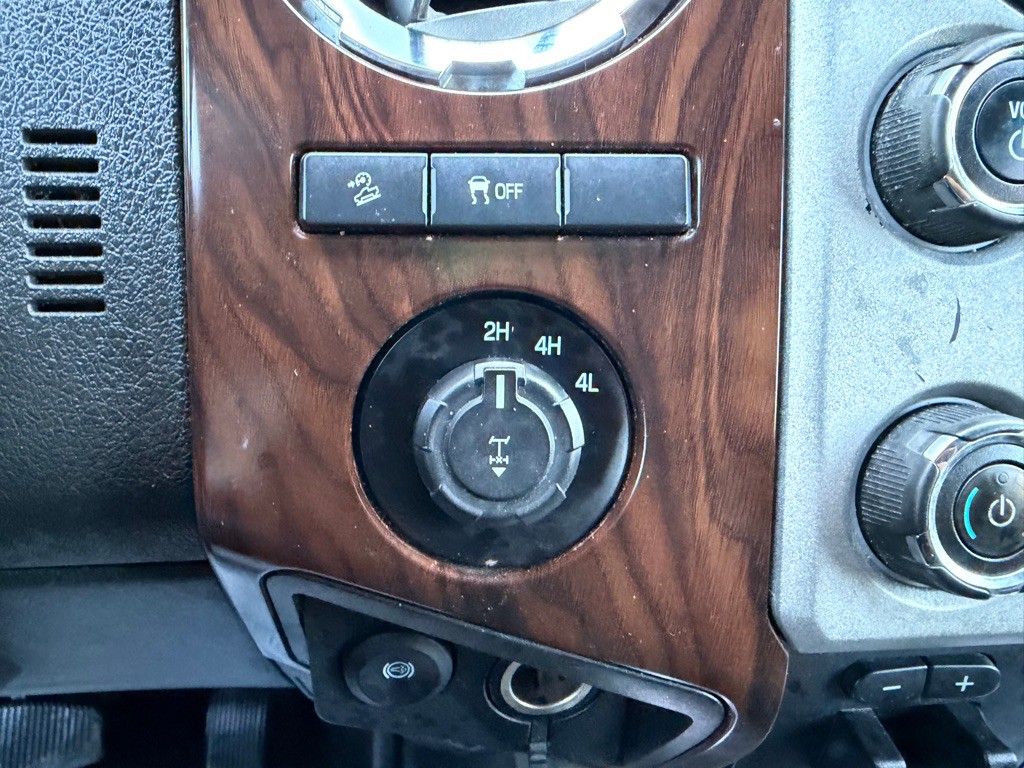 2016 Ford F-250 Image 31