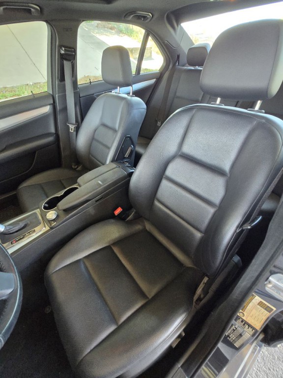 2011 Mercedes-Benz C-Class Image 29