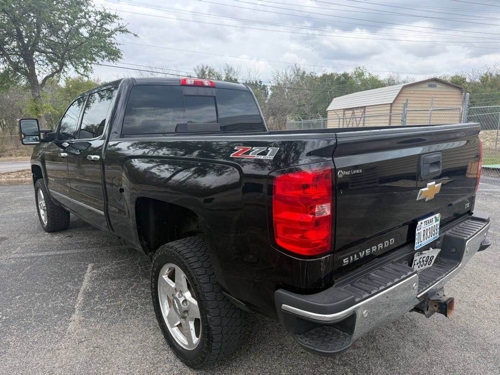 2015 Chevrolet Silverado 1500 Image 3