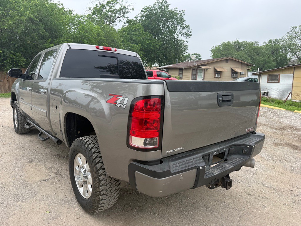 2013 GMC Sierra Image 3