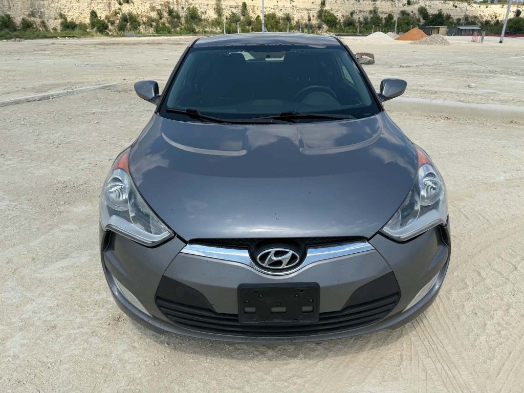2017 Hyundai Veloster Image 5