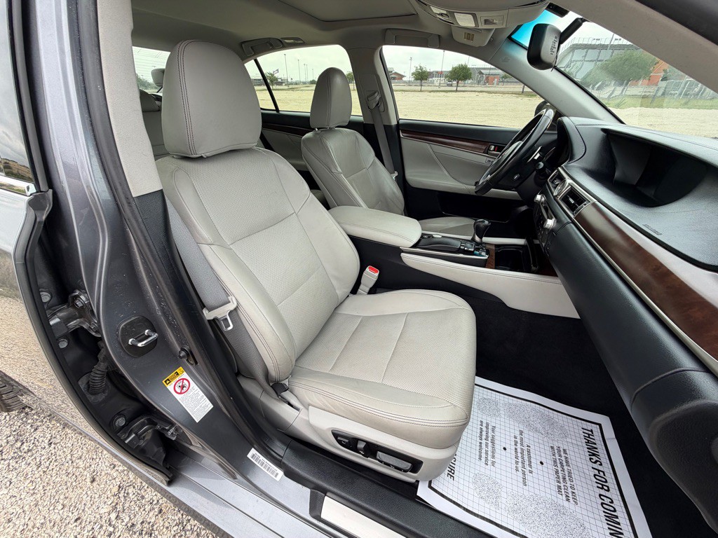 2015 Lexus GS Image 14