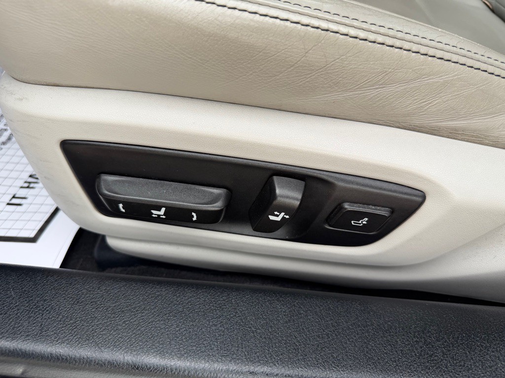 2015 Lexus GS Image 27