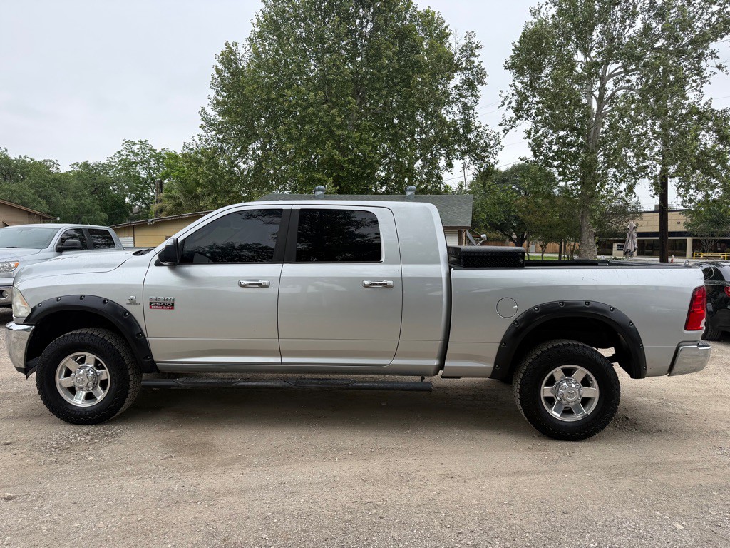 2012 Dodge Ram 2500 Image 2