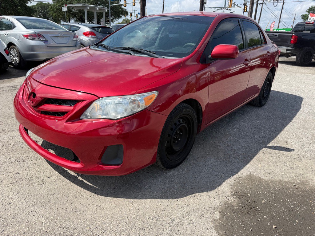 2012 Toyota Corolla Image 2