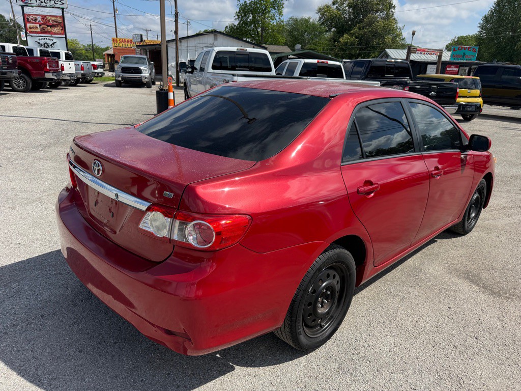 2012 Toyota Corolla Image 7
