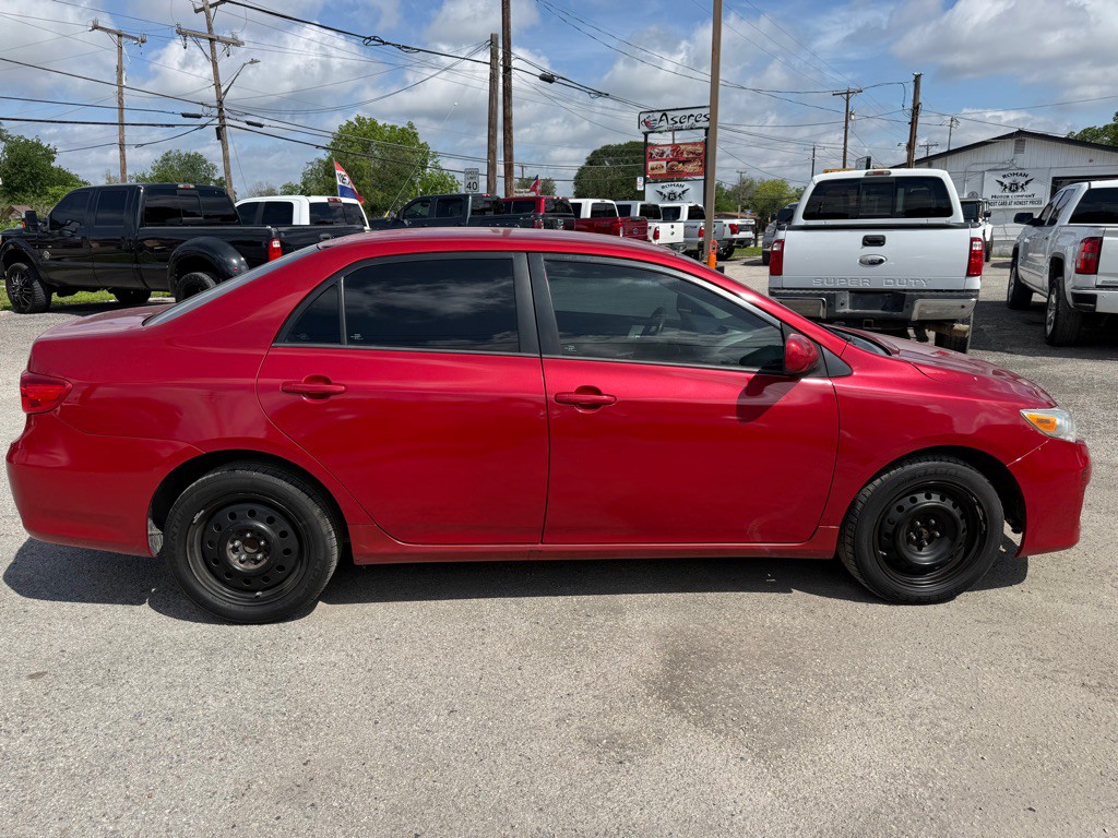 2012 Toyota Corolla Image 8