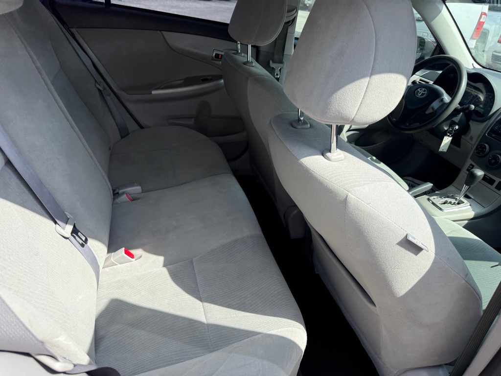 2012 Toyota Corolla Image 20