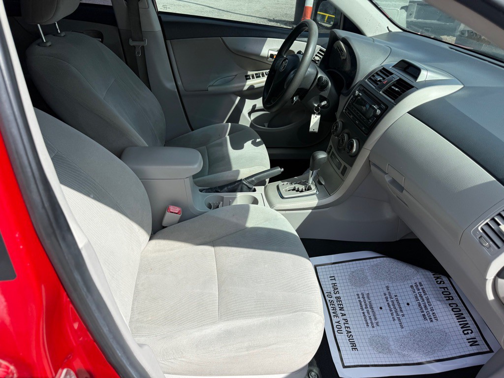 2012 Toyota Corolla Image 22