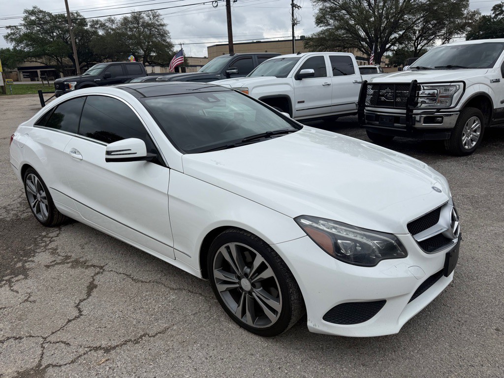2016 Mercedes-Benz E-Class Image 8