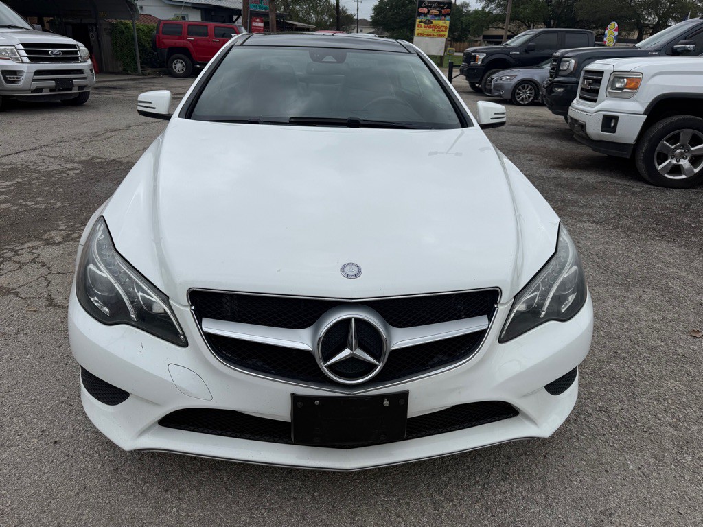 2016 Mercedes-Benz E-Class Image 10