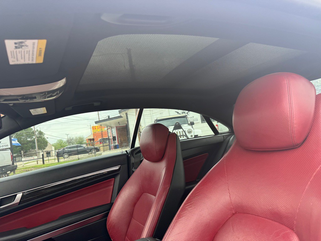 2016 Mercedes-Benz E-Class Image 18