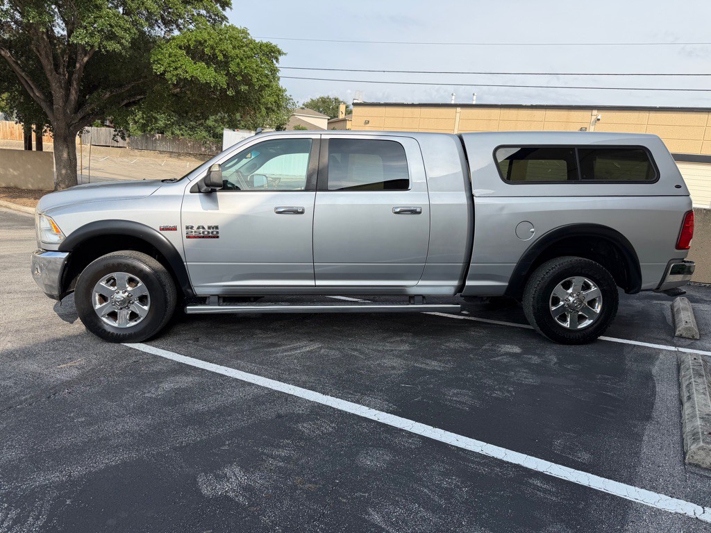 2015 RAM 2500 Image 2