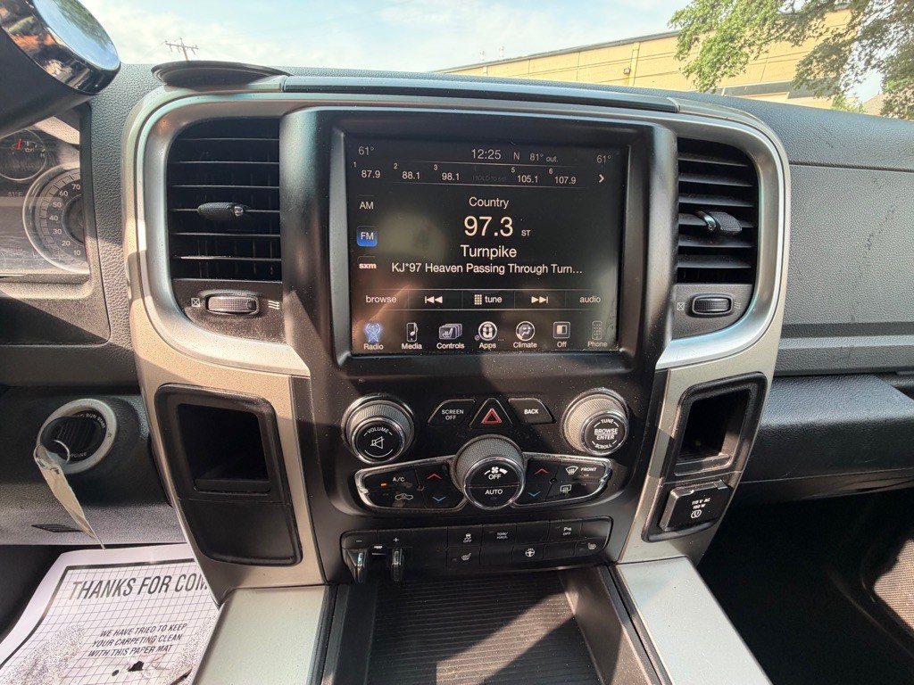 2015 RAM 2500 Image 21