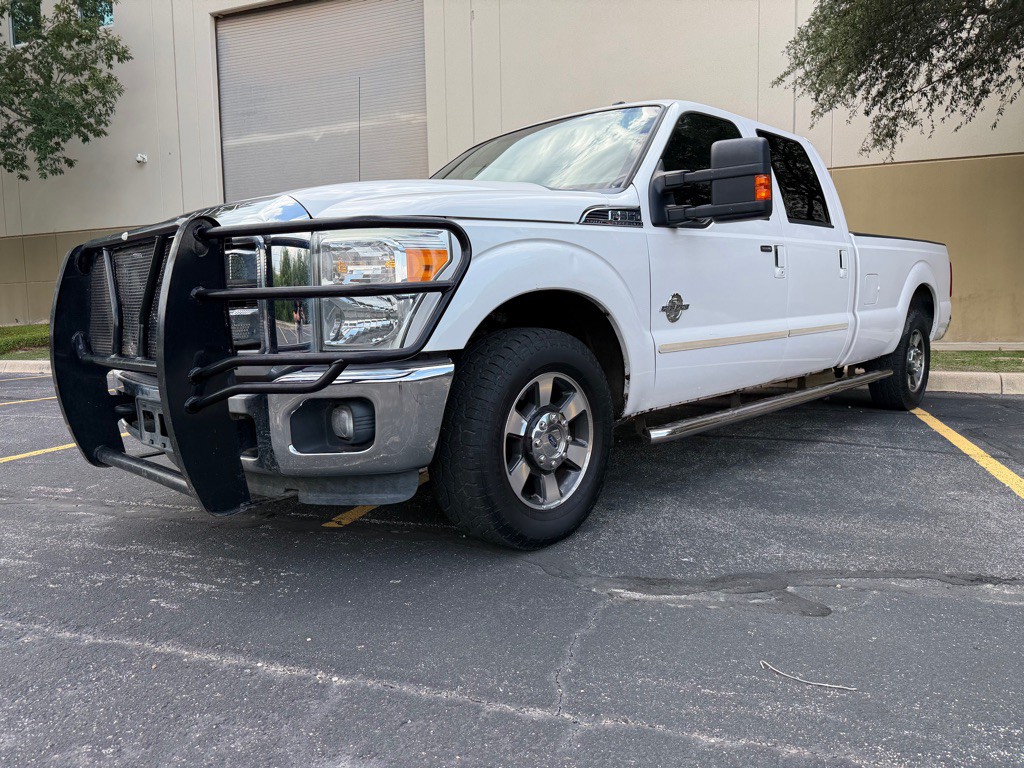2011 Ford F-350 Image 2