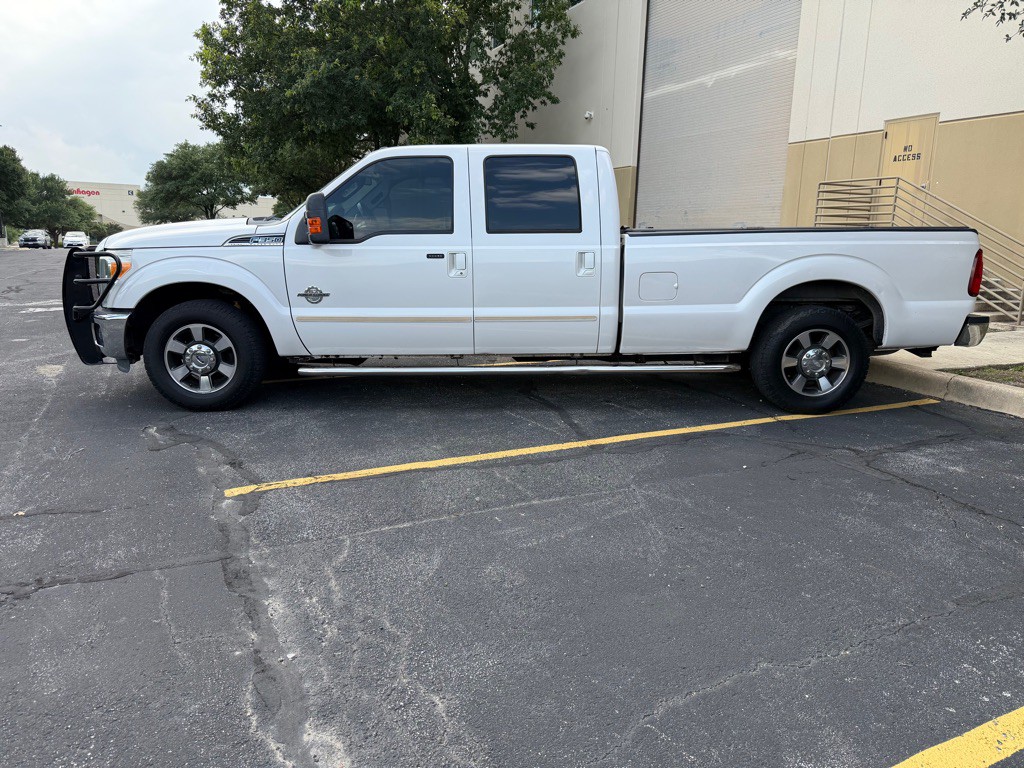 2011 Ford F-350 Image 3